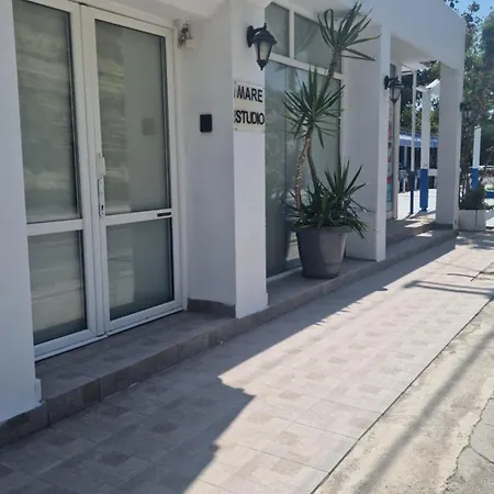 Mare Beachfront Faliraki Kallithéa