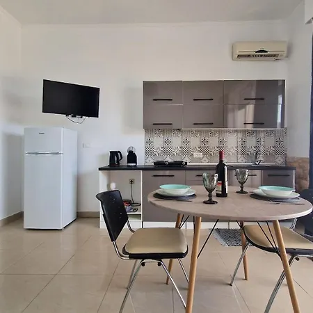 Mare Beachfront Faliraki דירה Kallithéa